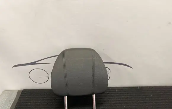 BMW 4 F32 F33 Rear seat headrest 