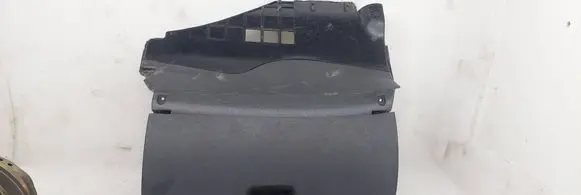Glove box