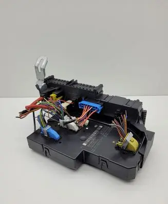 Mercedes-Benz E W212 SAM control unit 2129009622 2129015205 2129020008