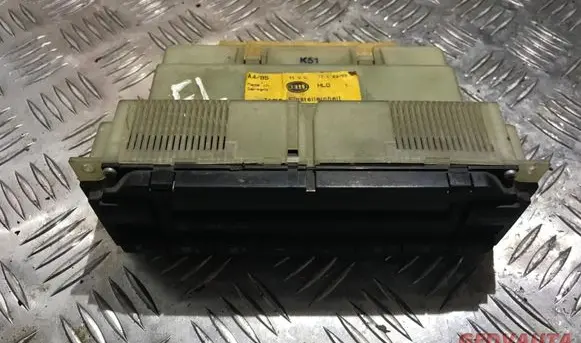 Volkswagen Golf IV Climate control unit 3b2907044b