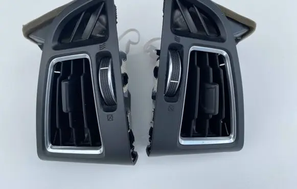 Ford Kuga II Dashboard side air vent grill/cover trim