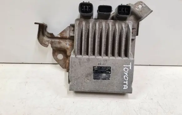 Toyota Corolla Verso E121 Fuel injection control unit/module 8987120070 1310001371