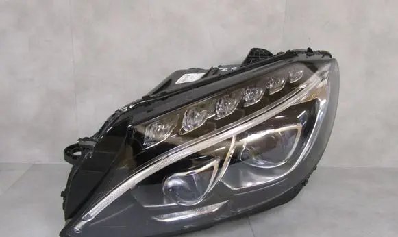 Mercedes-Benz C W205 Headlight/headlamp A2059068701 030128423104 LE12A6294