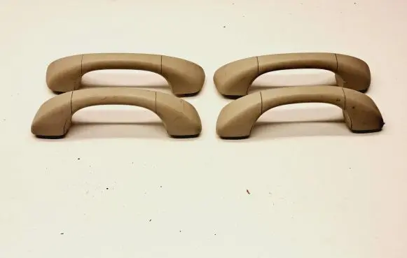 Volvo S80 A set of handles for the ceiling 113550