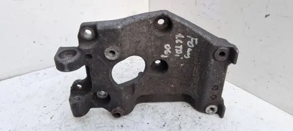 Ford Focus Engine mounting bracket 9646719580