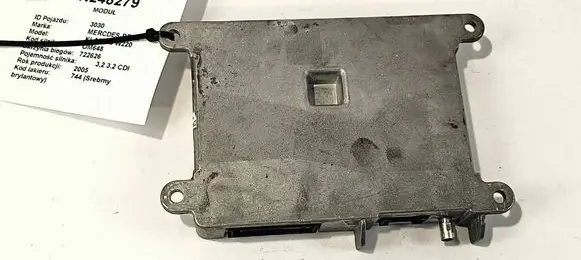 Mercedes-Benz S W220 Central body control module A2118702726