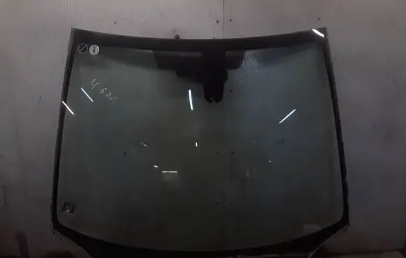 Honda Civic Front windscreen/windshield window