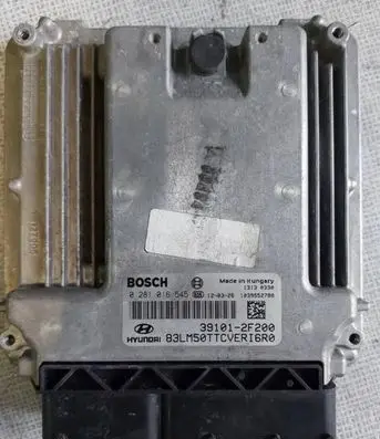 Hyundai ix35 Engine control unit/module 0281016545 391012F200 1039S52788