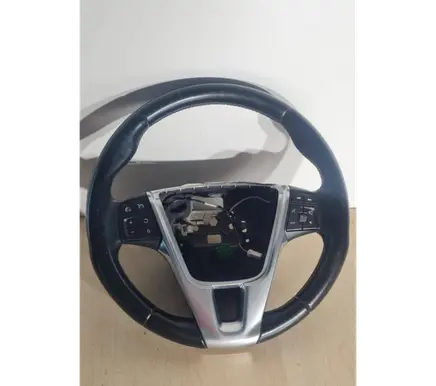 Volvo V40 Steering wheel 34110217B 021327252351 P31250592
