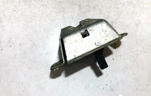 Toyota Aygo AB10 Tailgate/trunk/boot lock/catch/latch