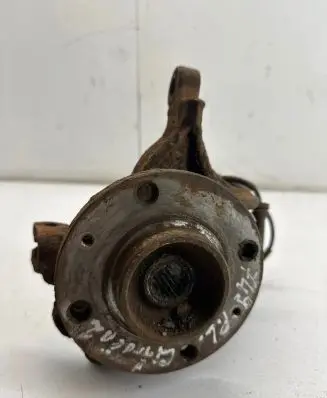 Citroen C2 Front wheel hub
