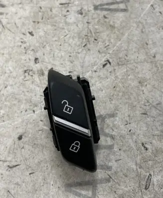 BMW X3 F25 Central locking switch button 7352036
