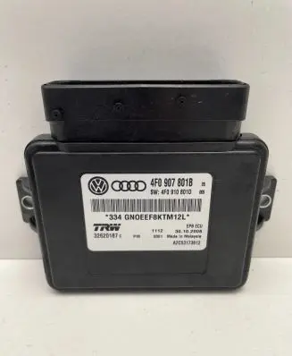 Audi A6 S6 C6 4F Hand brake control module 4F0907801B 4F0910801D