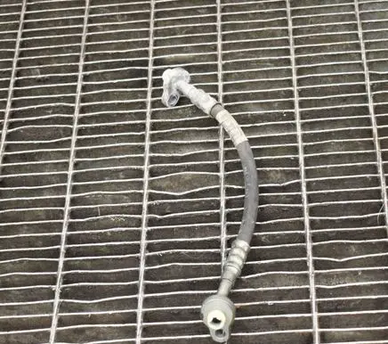 Volvo XC60 Air conditioning (A/C) pipe/hose 31332755