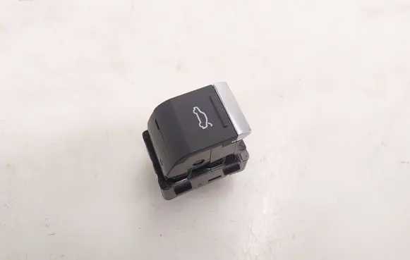 Audi e-tron Tailgate opening switch 4K0959831