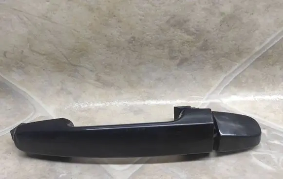 Toyota Avensis T250 Front door exterior handle