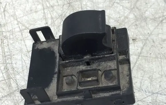 Fiat Ducato Electric window control switch B569