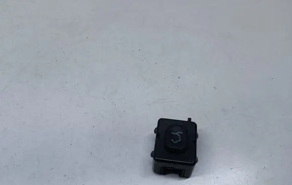 Jeep Grand Cherokee Tailgate opening switch 04602751AA P04602751AA