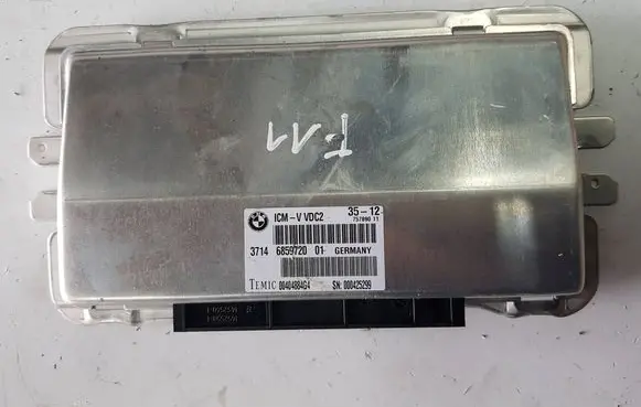 BMW 5 F10 F11 Suspension control unit/module 6859720