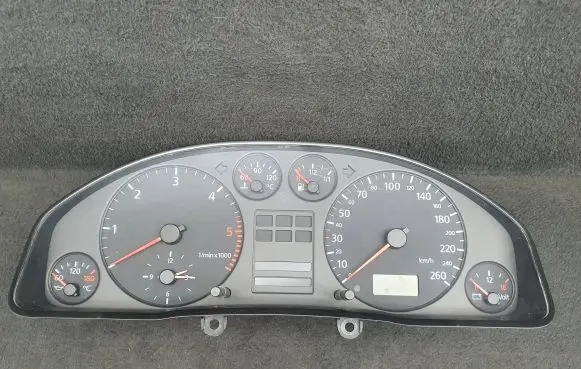 Audi A6 S6 C5 4B Speedometer (instrument cluster) 4B0919860E