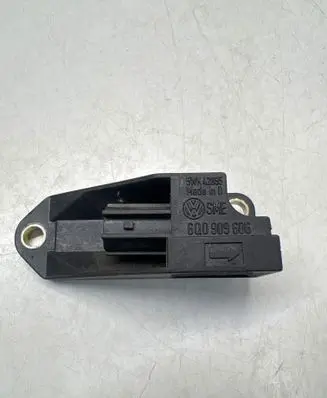 Volkswagen Caddy Airbag deployment crash/impact sensor 6Q0909606 5WK42895
