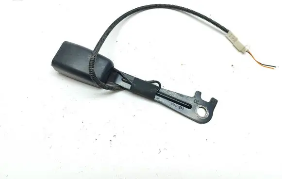 KIA Sportage Front seatbelt buckle 1K06885243