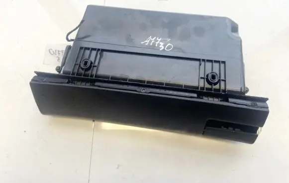 Mercedes-Benz C W202 Glove box a2026890891