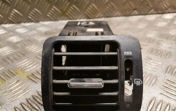 Mercedes-Benz ML W163 Dashboard air vent grill cover trim 1638300154