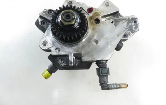 Renault Trafic II (X83) Fuel injection high pressure pump 8200680077 0445010099 8200385478