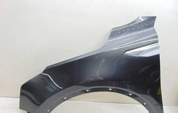 KIA Sorento IV Fender