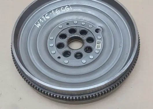 Mercedes-Benz A W176 Flywheel A2700300305Parts
