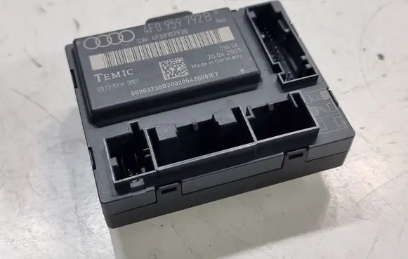 Audi A6 S6 C6 4F Door control unit/module 4F0959792B