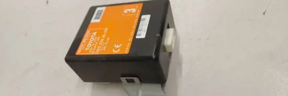 Toyota Prius (XW20) Door control unit/module 61B176000 176SD508402