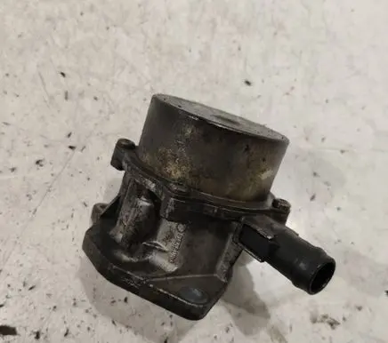 Renault Kangoo I Vacuum pump 8200113585