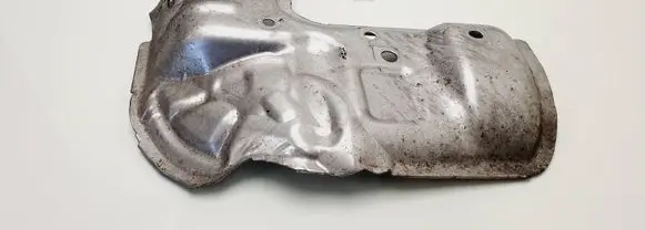 Volkswagen Golf VII Heat shield in engine bay 04C253041H