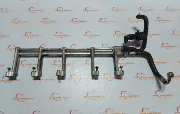 Volkswagen Touareg I Fuel main line pipe 07Z133317J