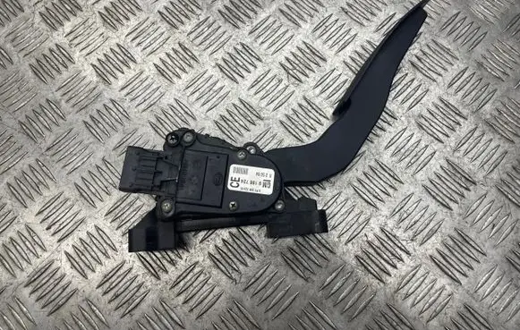 Saab 9-3 Ver2 Accelerator throttle pedal 6PV00832200 9186724