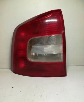 Skoda Octavia Mk2 (1Z) Rear/tail lights 1Z9945