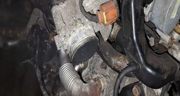 KIA Sorento Throttle valve 351002F000