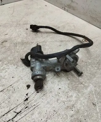 Mitsubishi Space Wagon Ignition lock