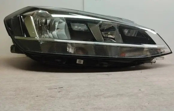 Volkswagen Golf VII Headlight/headlamp 5G1941006D 1EB01306602 X601UM79SSMM