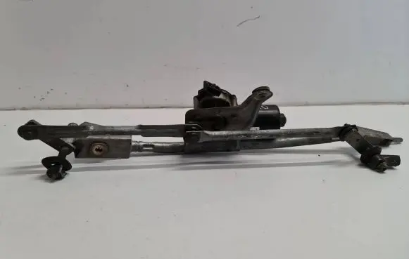 Volvo V70 Front wiper linkage and motor 09151848 404775 12520