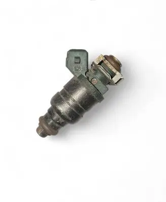 Volkswagen Golf IV Fuel injector 037906031aa