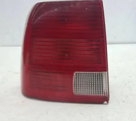 Volkswagen PASSAT B5 Tail light bulb cover holder 3B5945257