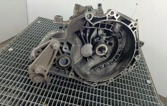 Opel Corsa D Manual 5 speed gearbox 2RC429