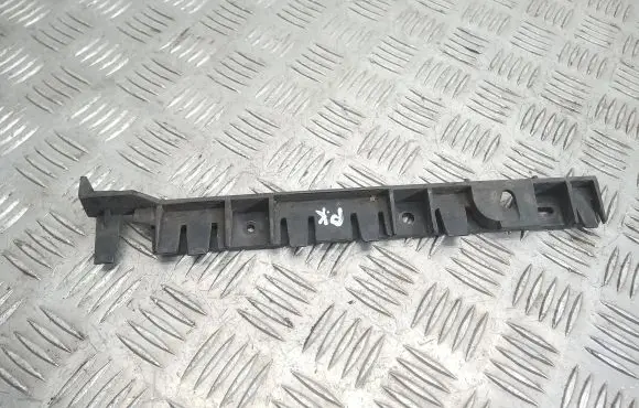 BMW 1 E81 E87 Front bumper mounting bracket 7118169