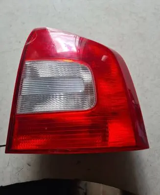 Skoda Octavia Mk2 (1Z) Rear/tail lights 1Z9945096A 230309048