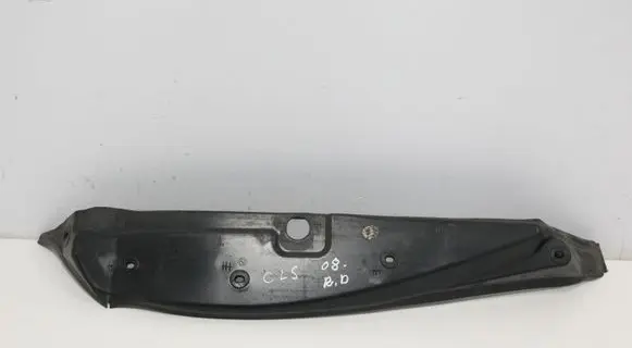 Mercedes-Benz CLS C219 Fender end trim A2198890225 150202