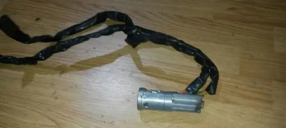 Peugeot 206 Ignition lock contact 400023