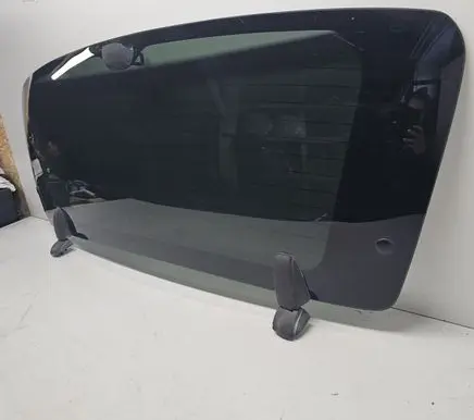 KIA Sorento Opening tailgate glass 